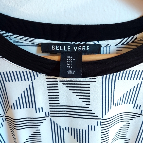 Office-friendly patterned crew neck t-shirt - Picture 2 of 5